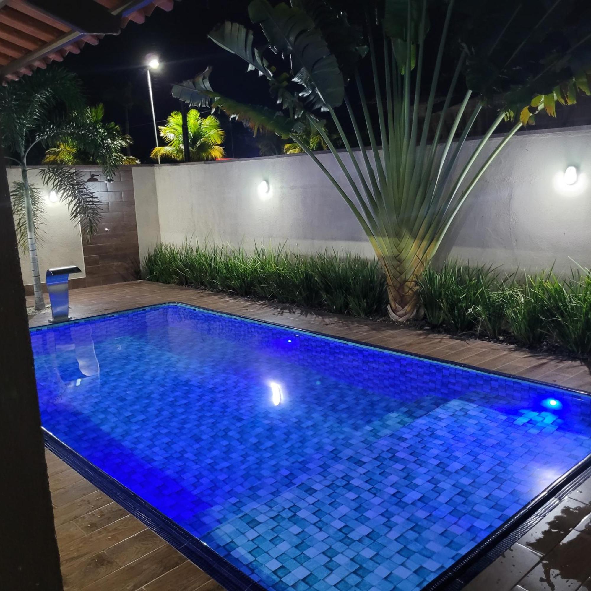 Paraiso De Aruana - Rio Araguaia - Imovel Recem Construido!! Novissimo!!!! A Piscina E Aquecida!!! Exterior photo